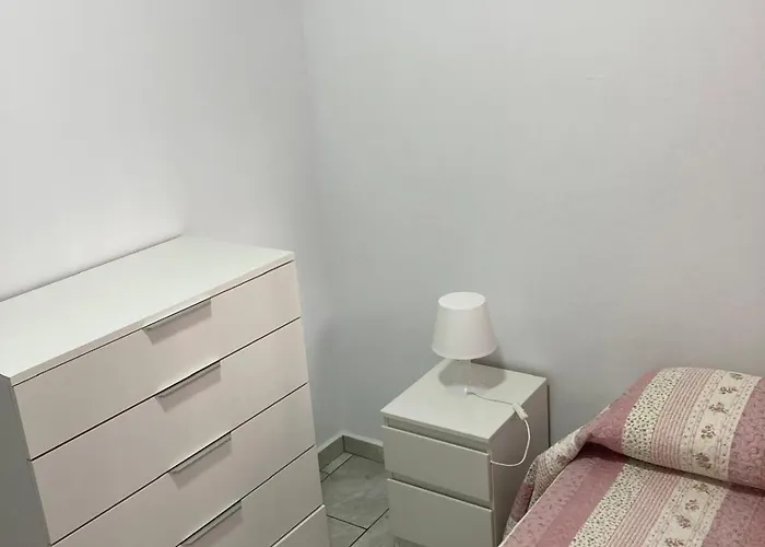 Flor De Lis Conil De La Frontera