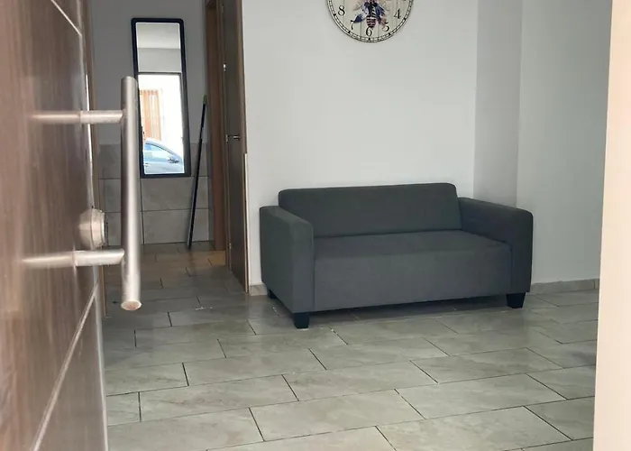 Flor De Lis * 科尼尔-德拉弗龙特拉